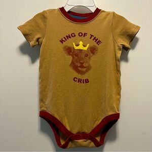 King of the Crib Tan Lion Graphic Onesie Size 18m Okie Dokie Baby Bodysuit Tee
